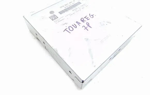 Volkswagen Touareg II Camera control unit module 7P6907441A