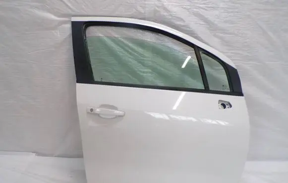 Chevrolet Trax Front door