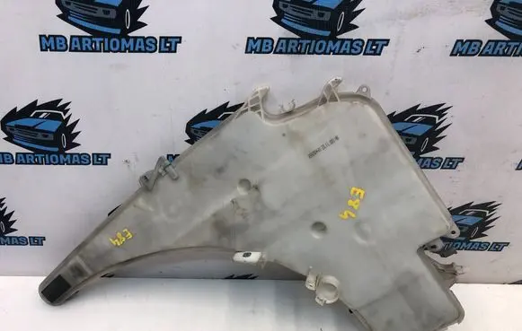 BMW X1 E84 Windshield washer fluid reservoir/tank 2992304 45R010142 45R015055