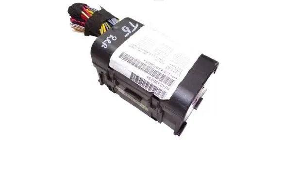 Volkswagen Transporter - Caravelle T5 Fuse module 7H0937617