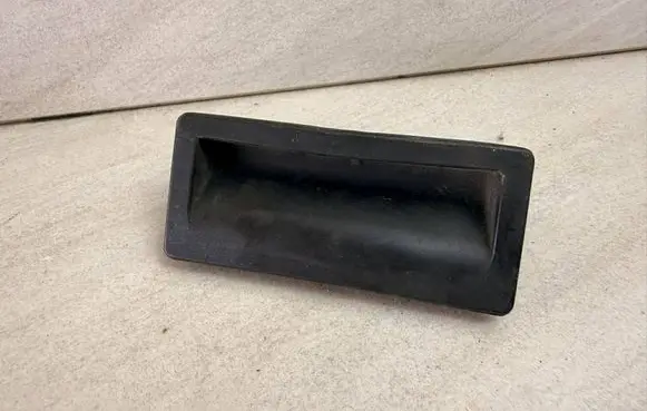 Volkswagen Jetta VI Tailgate/trunk/boot exterior handle 5N0827566
