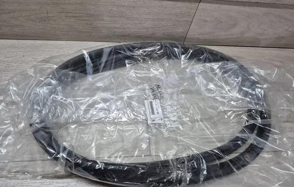 BMW 4 G22 G23 G24 G26 Rubber seal front door (on door) 7482946