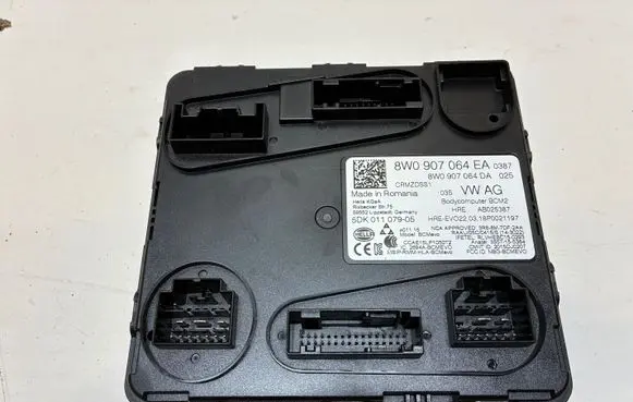 Audi A4 S4 B9 Comfort/convenience module 8W0907064EA