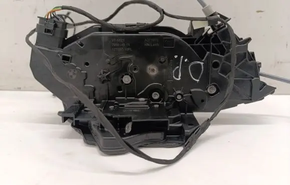 BMW 2 F44 Front door lock 7956148