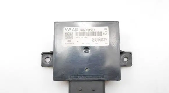 Volkswagen PASSAT B7 Other control units/modules 3AA919041