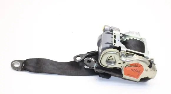 Audi TT TTS RS Mk3 8S Front seatbelt 8S8857705B