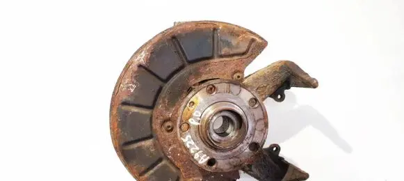 Skoda Octavia Mk2 (1Z) Front wheel hub