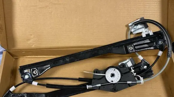 Volkswagen Golf IV Front window lifting mechanism without motor 1J3837462