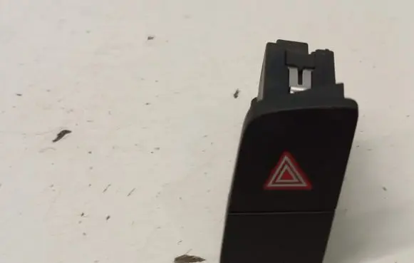 Audi Q3 8U Hazard light switch 8U2941509A