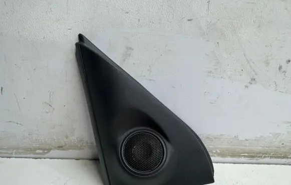 Mitsubishi Outlander Front door high frequency speaker 7221B587