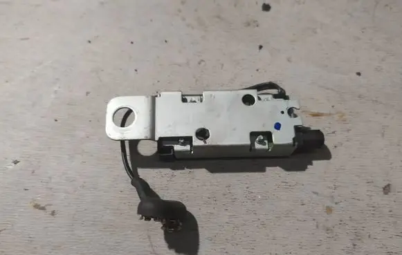 Opel Insignia A Antenna control unit 13327069