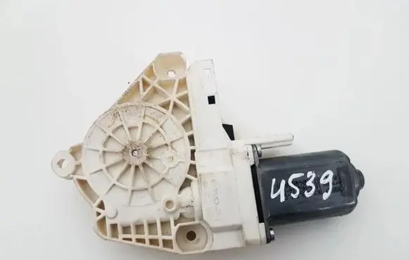 Audi A1 Front door window regulator motor 8K0959801C