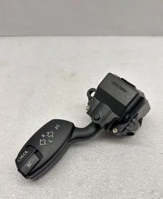 BMW 5 E60 E61 Indicator stalk 6924103 01106720 260803152