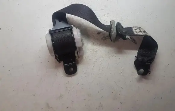 Honda Civic Front seatbelt 305560399JN7AA A9711