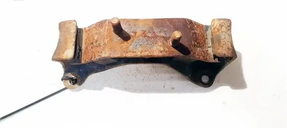 Subaru Legacy Engine mount bracket 41022aa180 41022ac180