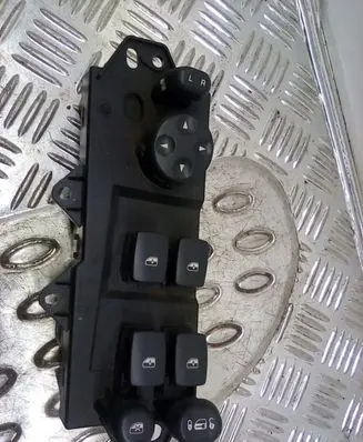 Chrysler Pacifica Electric window control switch 04685980AG