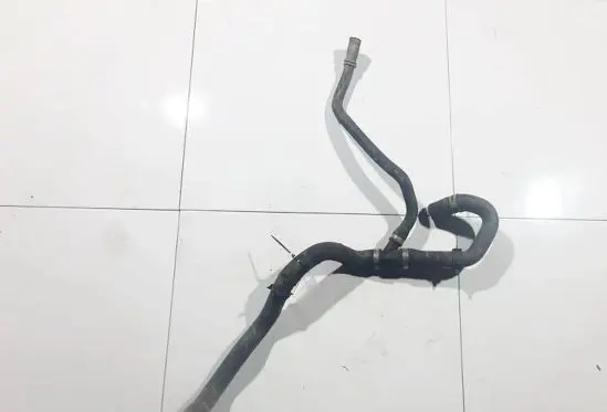Volvo V50 Engine coolant pipe/hose