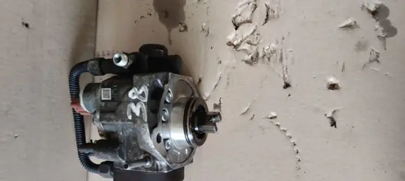 Subaru Forester SH Fuel injection high pressure pump 294000