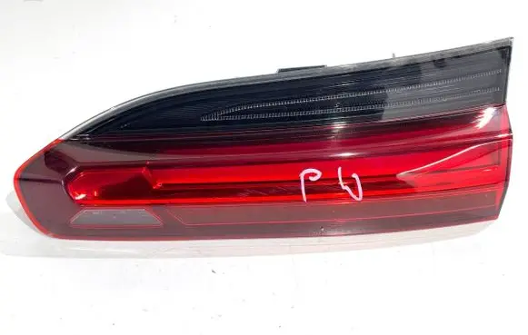 BMW X4 G02 Rear/tail lights 7433798
