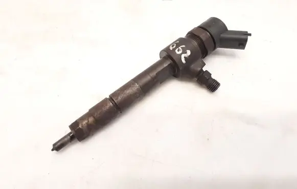 Opel Zafira B Fuel injector 0445110165