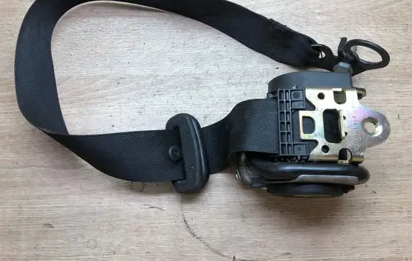 Mercedes-Benz B W245 Front seatbelt 566196721 566196721C