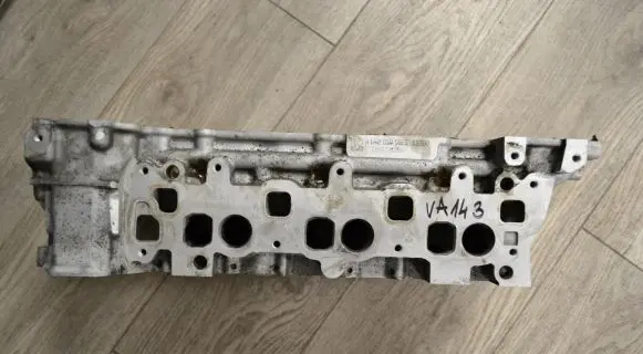 Mercedes-Benz Sprinter W906 Engine head A6420100821