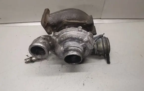 Audi A8 S8 D2 4D Turbo 059145701F