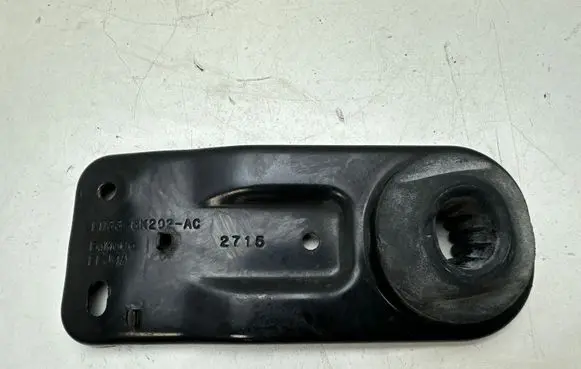 Ford Mustang VI Radiator support slam panel bracket FR338K202AC