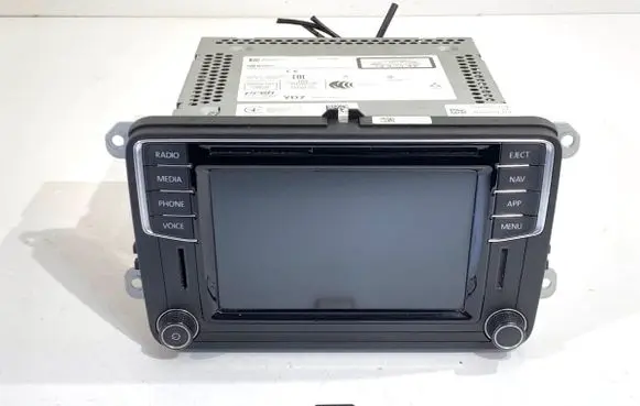 Volkswagen Caddy Radio/CD/DVD/GPS head unit 5C0035680F