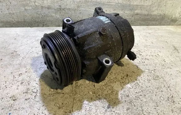 Renault Laguna II Air conditioning (A/C) compressor (pump) 8200021822 6560769