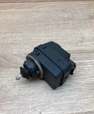 Peugeot 206 Headlight level adjustment motor PA66GF30
