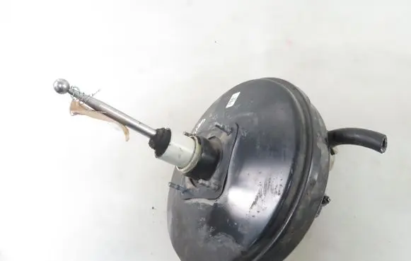 Volkswagen Golf IV Brake booster 1J1614105H