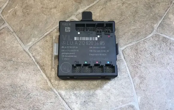 Mercedes-Benz E W212 Door control unit/module A2128203485