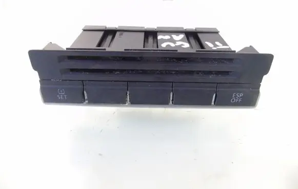 ESP (stability program) switch