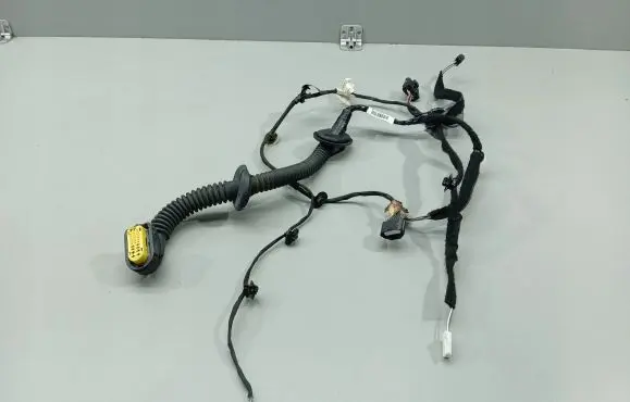 Renault Megane IV Rear door wiring loom 241268520R
