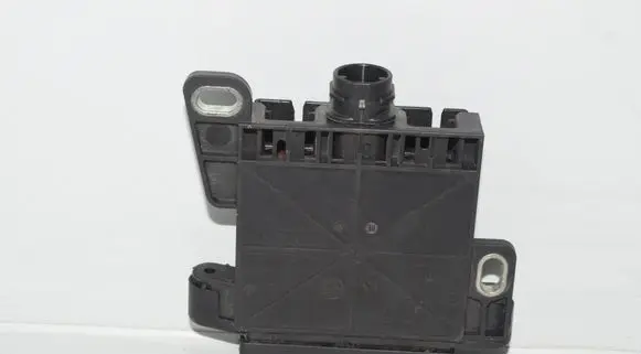 BMW 5 F10 F11 Current control relay 9153418