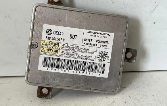 Audi A4 S4 B8 8K Headlight ballast module Xenon 8K0941597C W003T20171