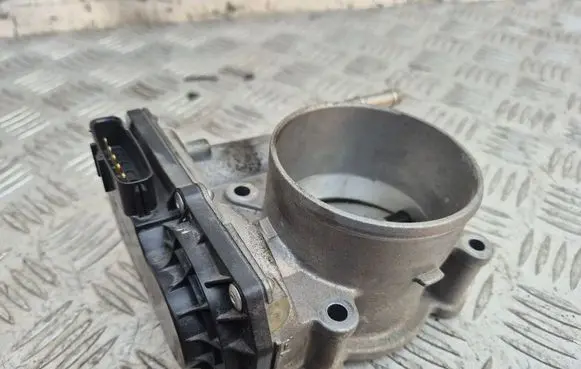 Lexus IS III XE30 Throttle valve 2203036030