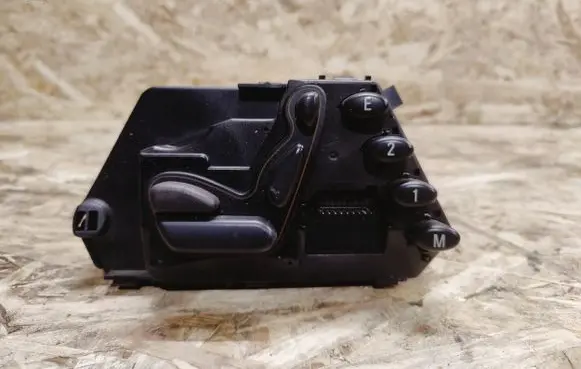 Mercedes-Benz S W220 Seat control switch 2208219851