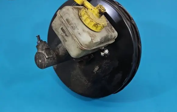 Volkswagen Golf IV Brake booster 1J1614105H IMPRK1610449
