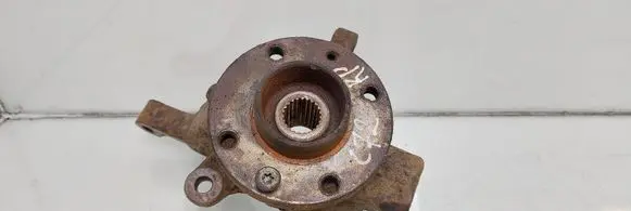 Nissan Note (E11) Front wheel hub spindle knuckle