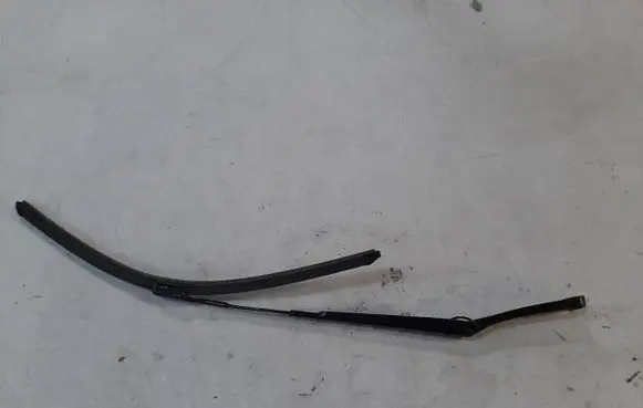 Skoda Rapid (NH) Front wiper blade arm 5JB955409