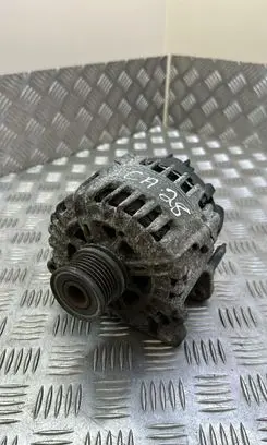 Volkswagen PASSAT B8 Generator/alternator 03L903023L