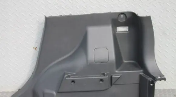 Nissan Note (E11) Tailgate/boot cover trim set BH00A