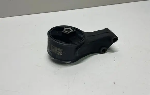 Opel Zafira C Engine mount bracket 13248630
