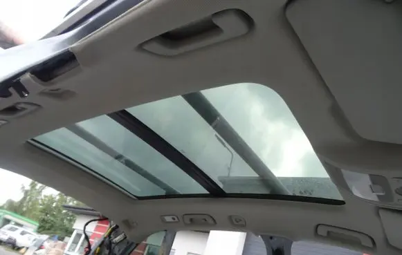 Audi Q5 SQ5 Sunroof glass 