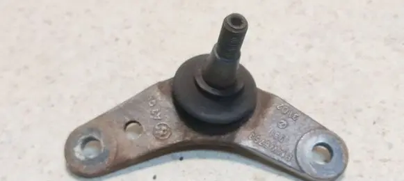 Mini One - Cooper R50 - 53 Front ball joint 6753991