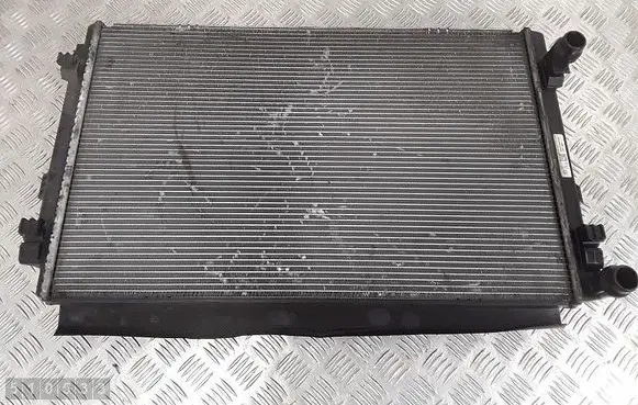 Coolant radiator