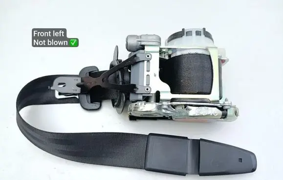 Porsche Macan (95B) Front seatbelt 95B857705A