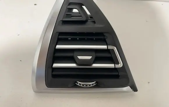 BMW X3 G01 Dashboard air vent grill cover trim 9871599 5A3BB10